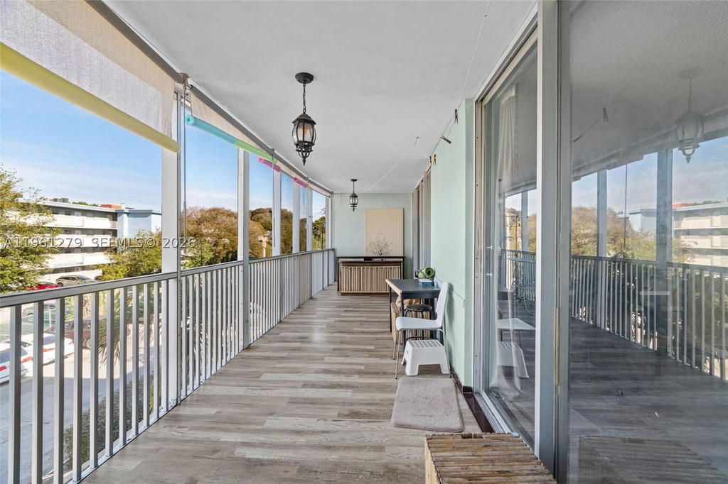 Real estate property located at 1690 191st St #314-1, Miami-dade, Jade Winds Group Bamboo G, Miami, FL