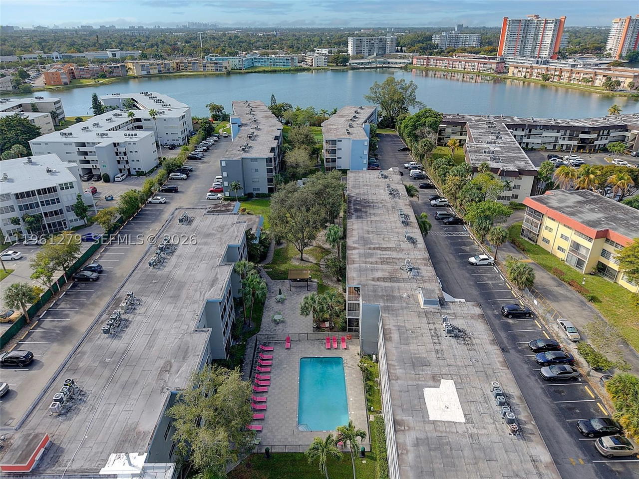 Real estate property located at 1690 191st St #314-1, Miami-dade, Jade Winds Group Bamboo G, Miami, FL