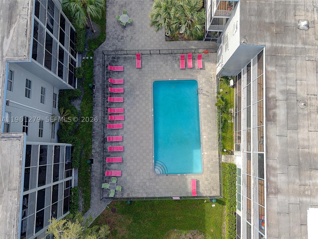 Real estate property located at 1690 191st St #314-1, Miami-dade, Jade Winds Group Bamboo G, Miami, FL