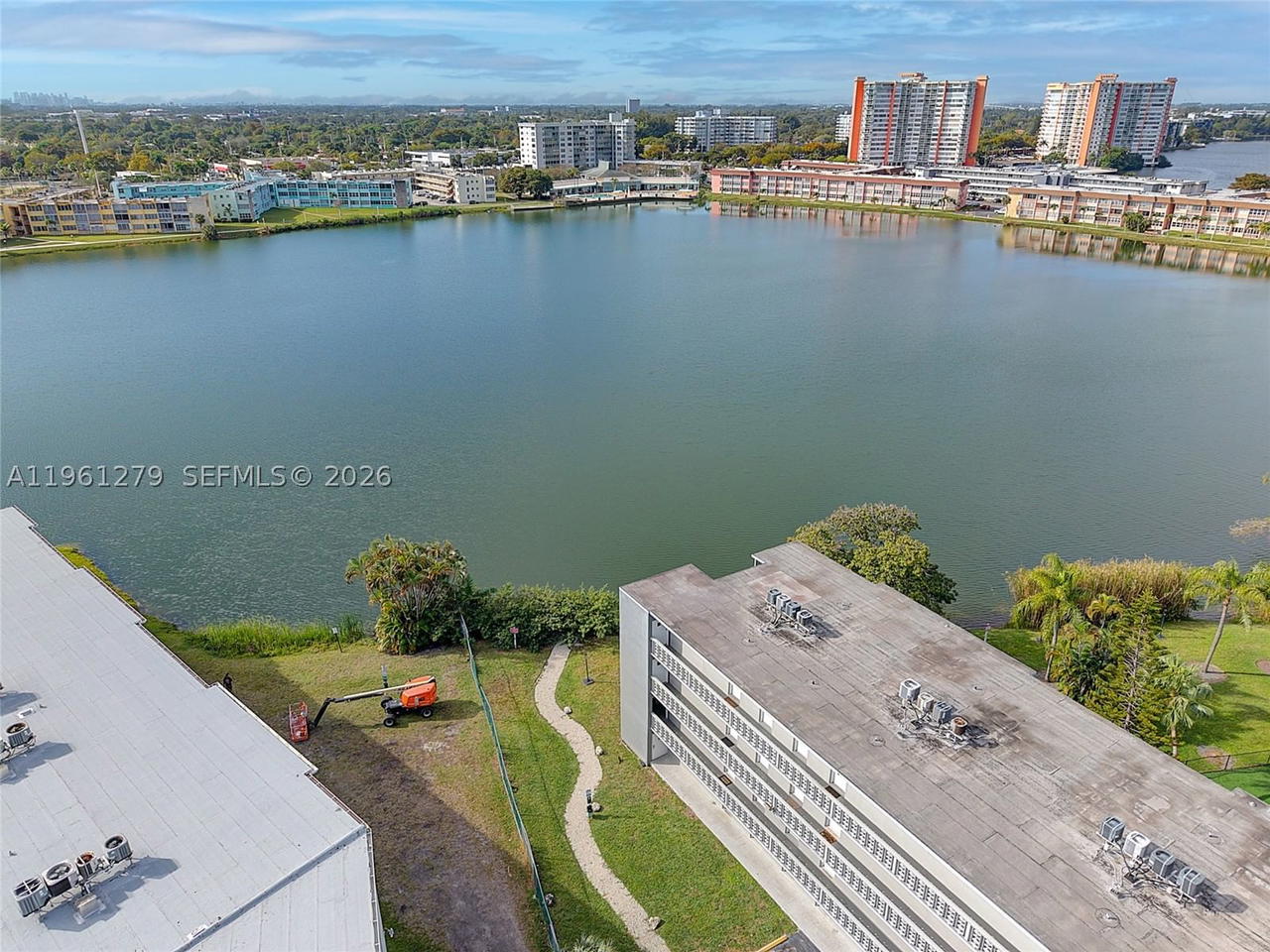 Real estate property located at 1690 191st St #314-1, Miami-dade, Jade Winds Group Bamboo G, Miami, FL