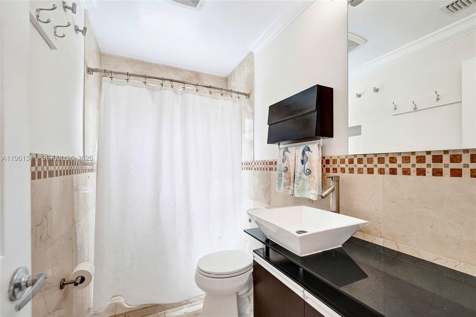 Real estate property located at 2724 47th St, Broward, Avon Heights, Dania Beach, FL