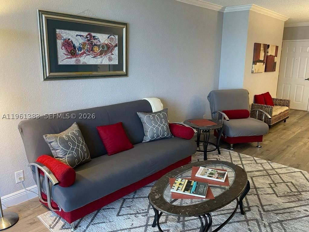 Real estate property located at 2501 Ocean Dr #1617, Broward, Wave Condo, Hollywood, FL