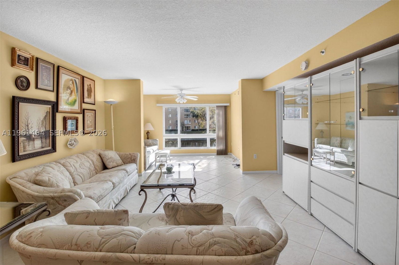 Real estate property located at 12540 Majesty Cir #208, Palm Beach, Coral Cove Condo, Boynton Beach, FL