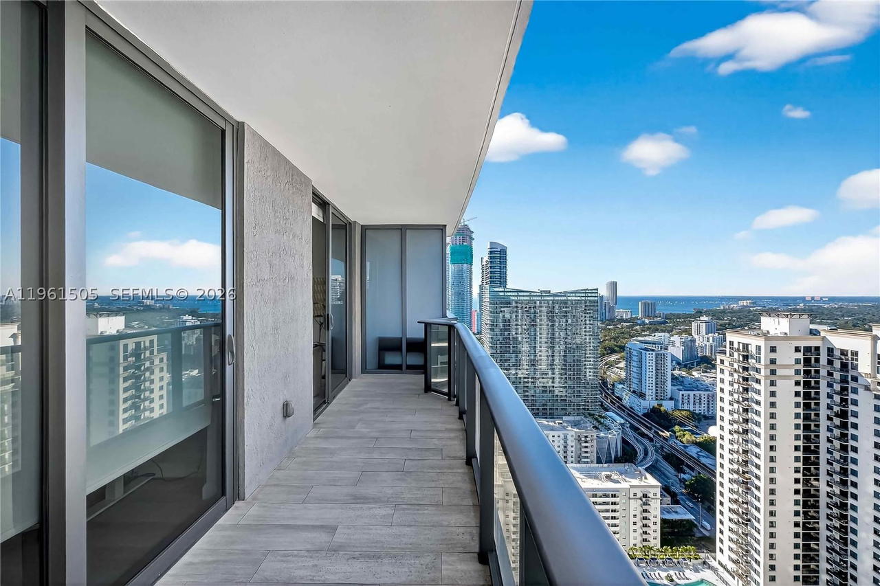 Real estate property located at 45 9th St #3807, Miami-dade, Brickell Heights East Con, Miami, FL
