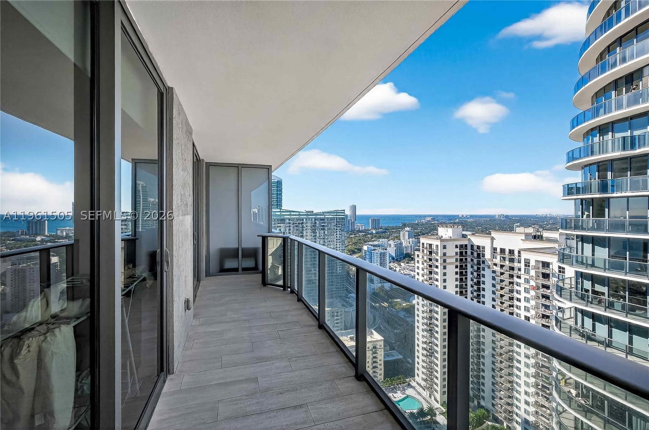 Real estate property located at 45 9th St #3807, Miami-dade, Brickell Heights East Con, Miami, FL