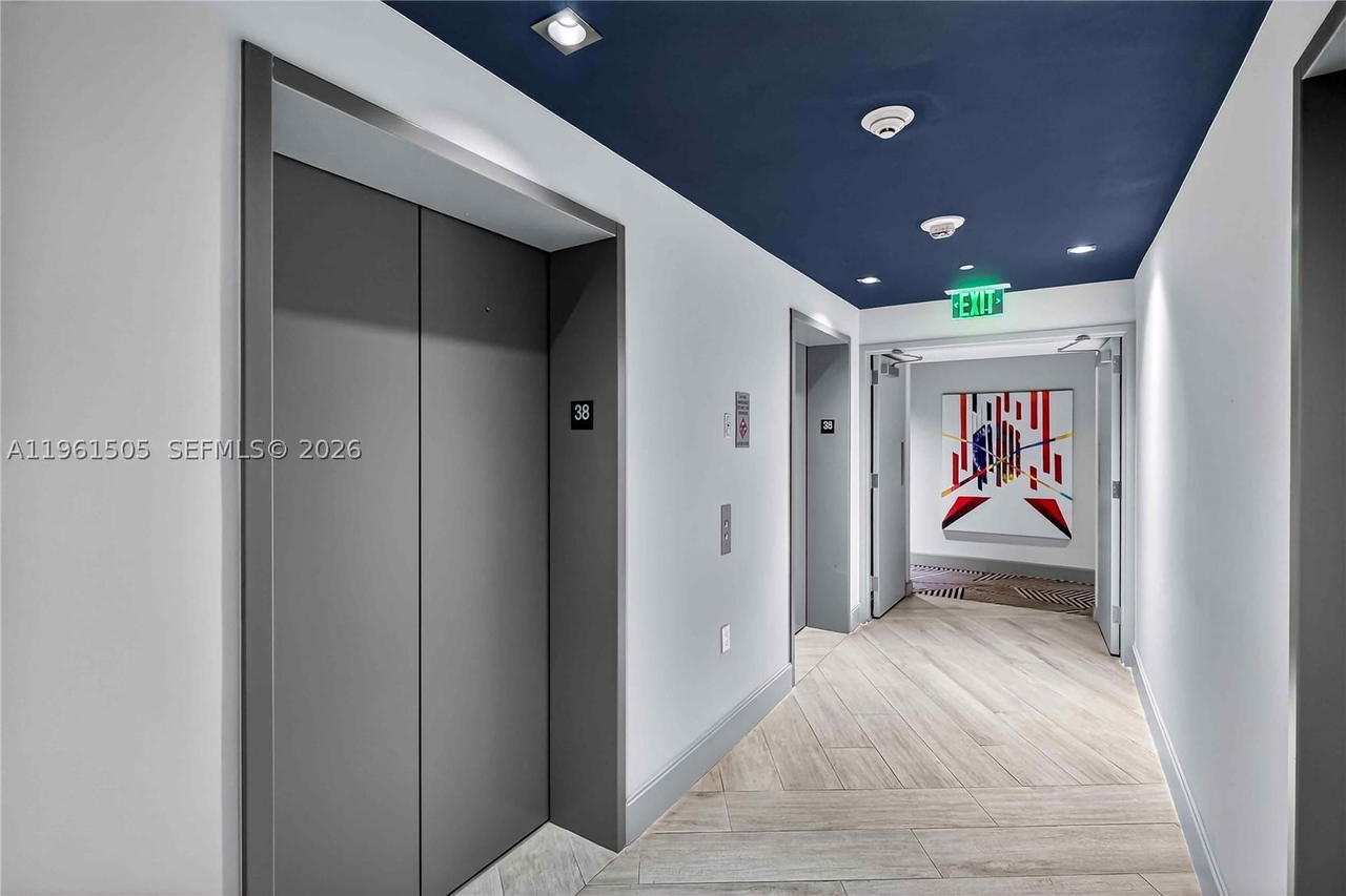 Real estate property located at 45 9th St #3807, Miami-dade, Brickell Heights East Con, Miami, FL