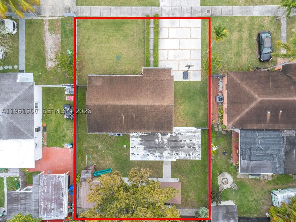Real estate property located at 7585 28th St, Miami-dade, Central Miami Part 7, Miami, FL