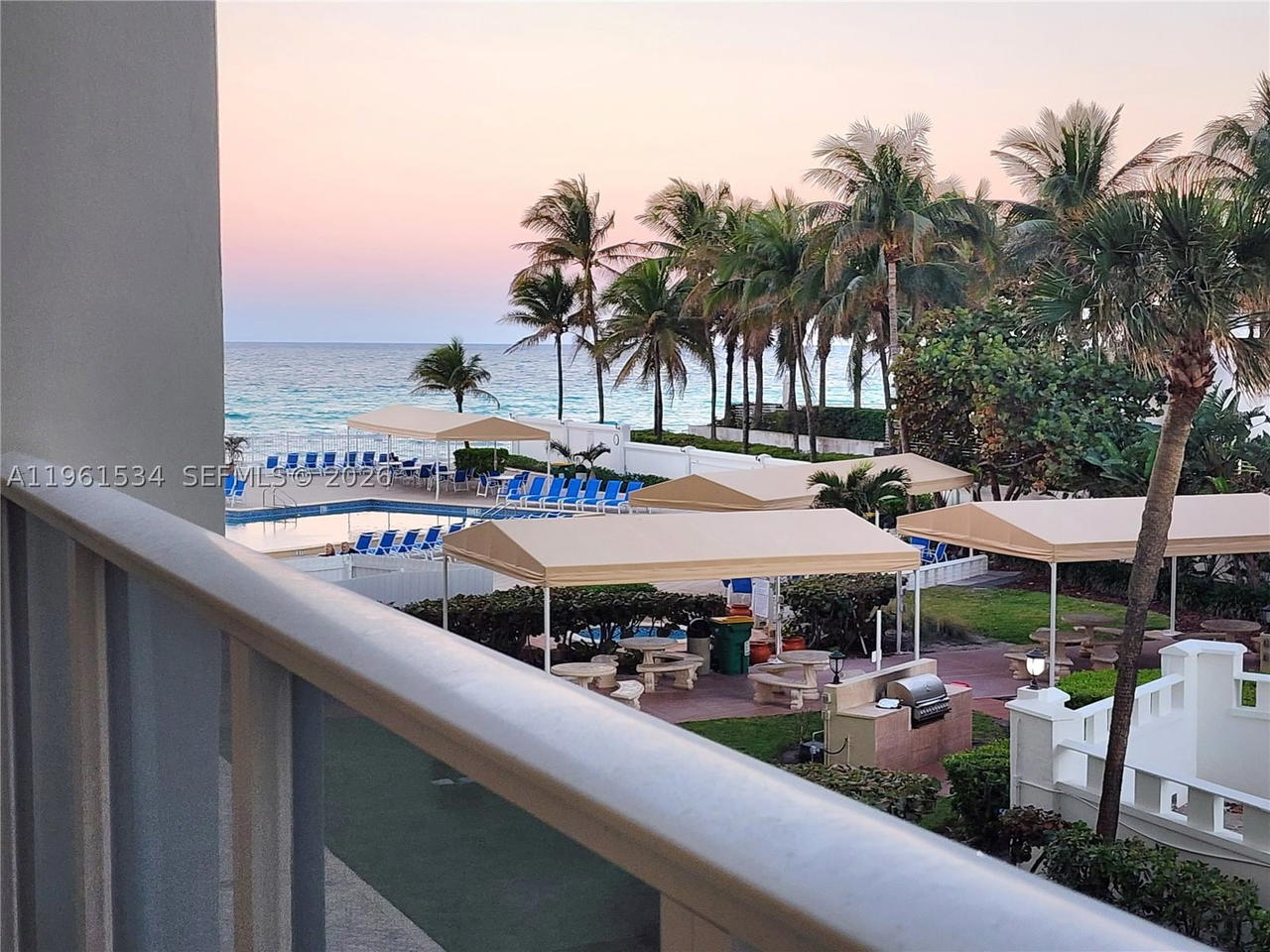 Real estate property located at 3505 Ocean Dr #218, Broward, Alexander Towers Condo, Hollywood, FL