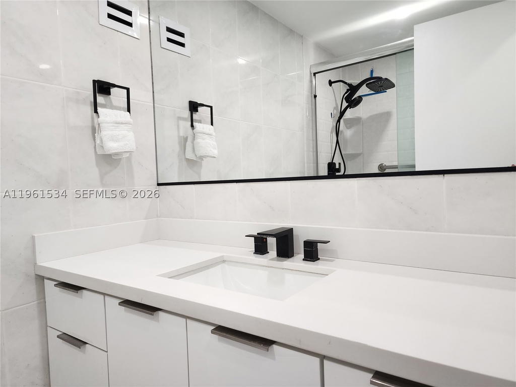 Real estate property located at 3505 Ocean Dr #218, Broward, Alexander Towers Condo, Hollywood, FL