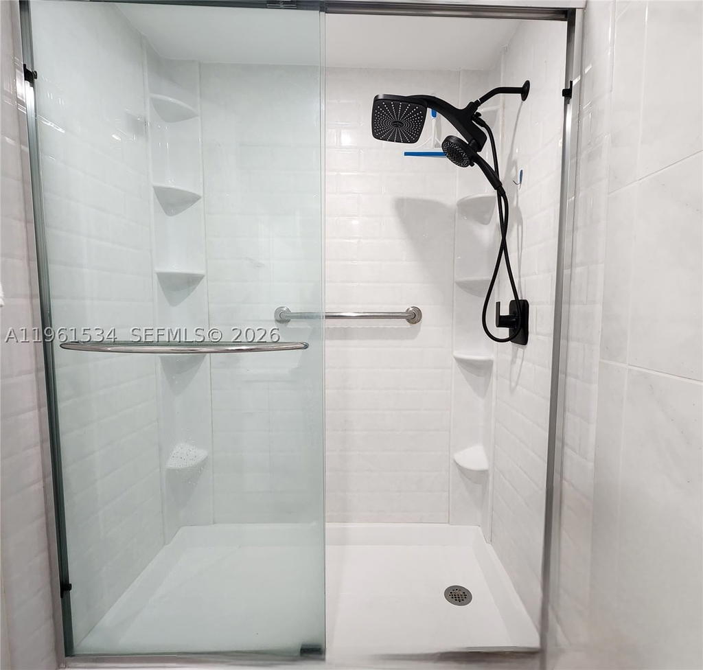 Real estate property located at 3505 Ocean Dr #218, Broward, Alexander Towers Condo, Hollywood, FL