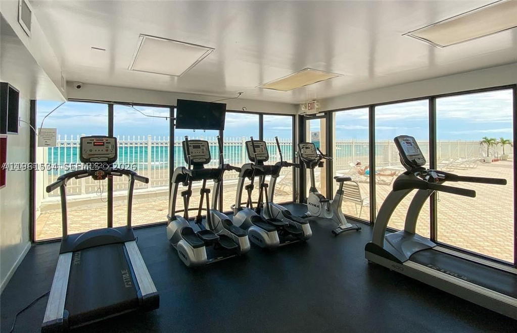 Real estate property located at 3505 Ocean Dr #218, Broward, Alexander Towers Condo, Hollywood, FL