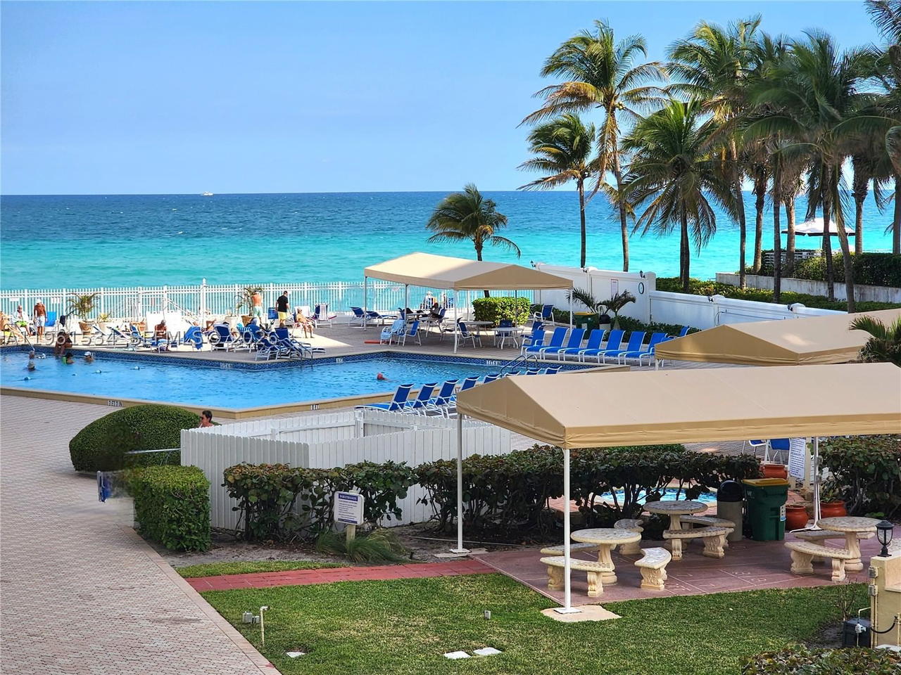 Real estate property located at 3505 Ocean Dr #218, Broward, Alexander Towers Condo, Hollywood, FL