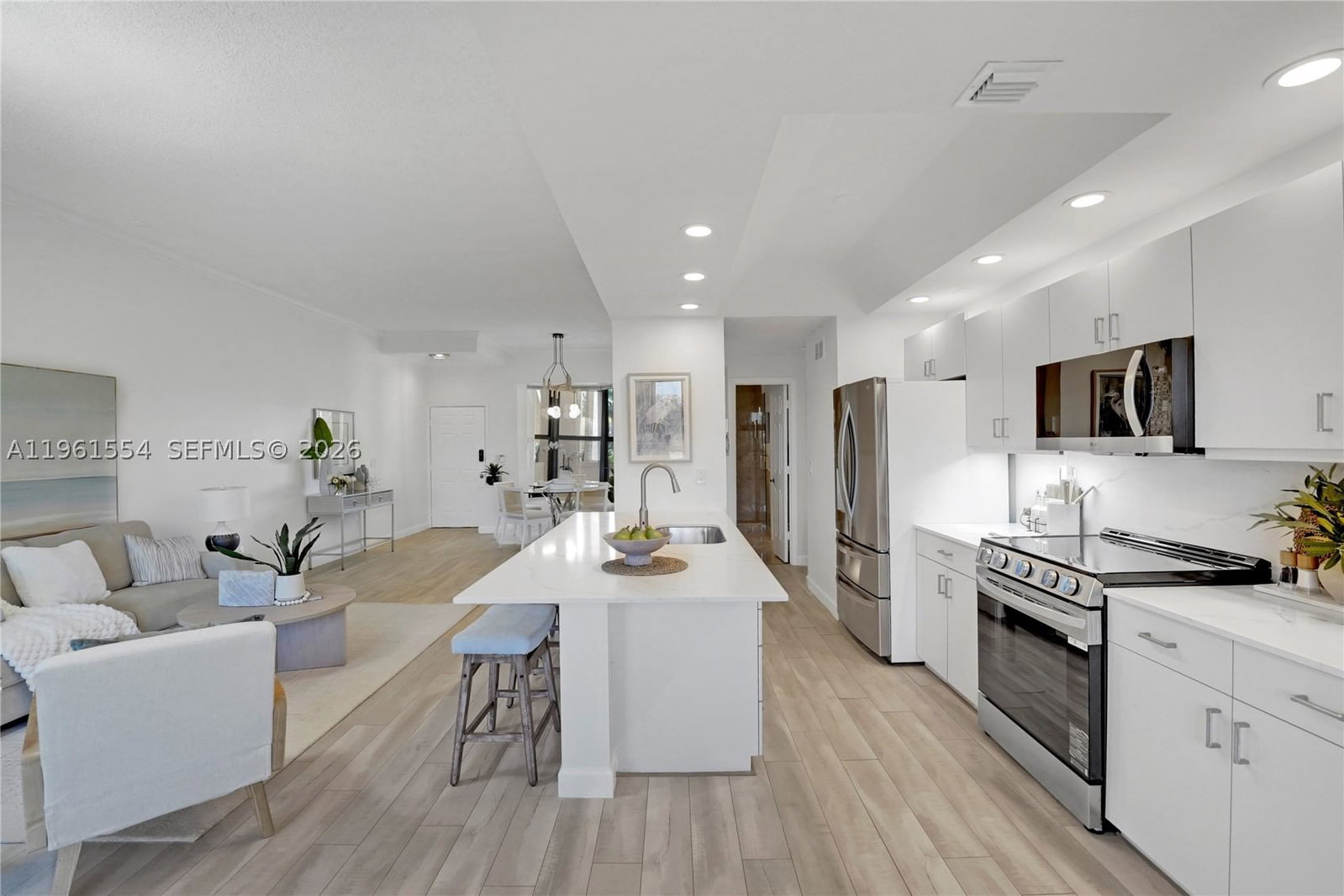 Real estate property located at 7460 La Paz Blvd #202, Palm Beach, La Paz At Boca Pointe, Boca Raton, FL