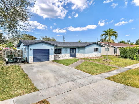 Real estate property located at 9501 8th St, Broward, Pasadena Lakes South, Pembroke Pines, FL