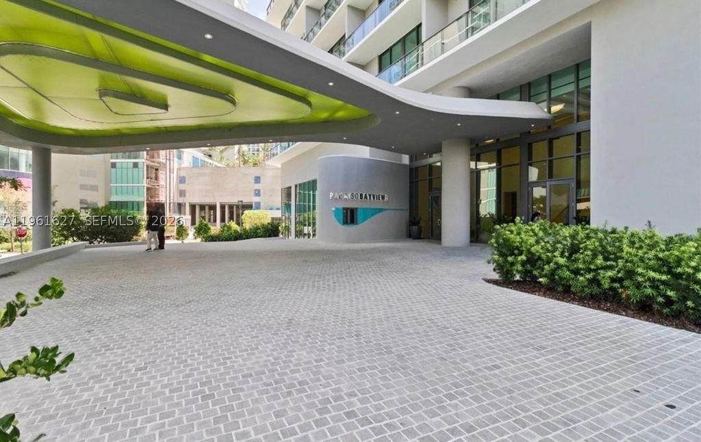 Real estate property located at 501 31st St #1808, Miami-dade, Paraiso Bayviews Condo, Miami, FL