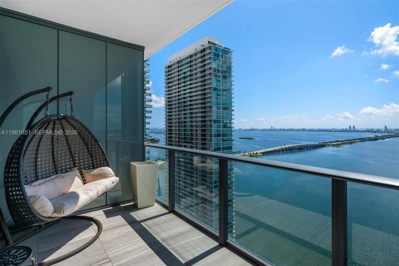 Real estate property located at 480 31st St #3401, Miami-dade, Gran Paraiso Condo, Miami, FL