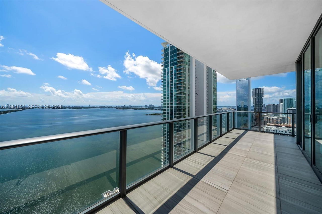 Real estate property located at 480 31st St #3401, Miami-dade, Gran Paraiso Condo, Miami, FL