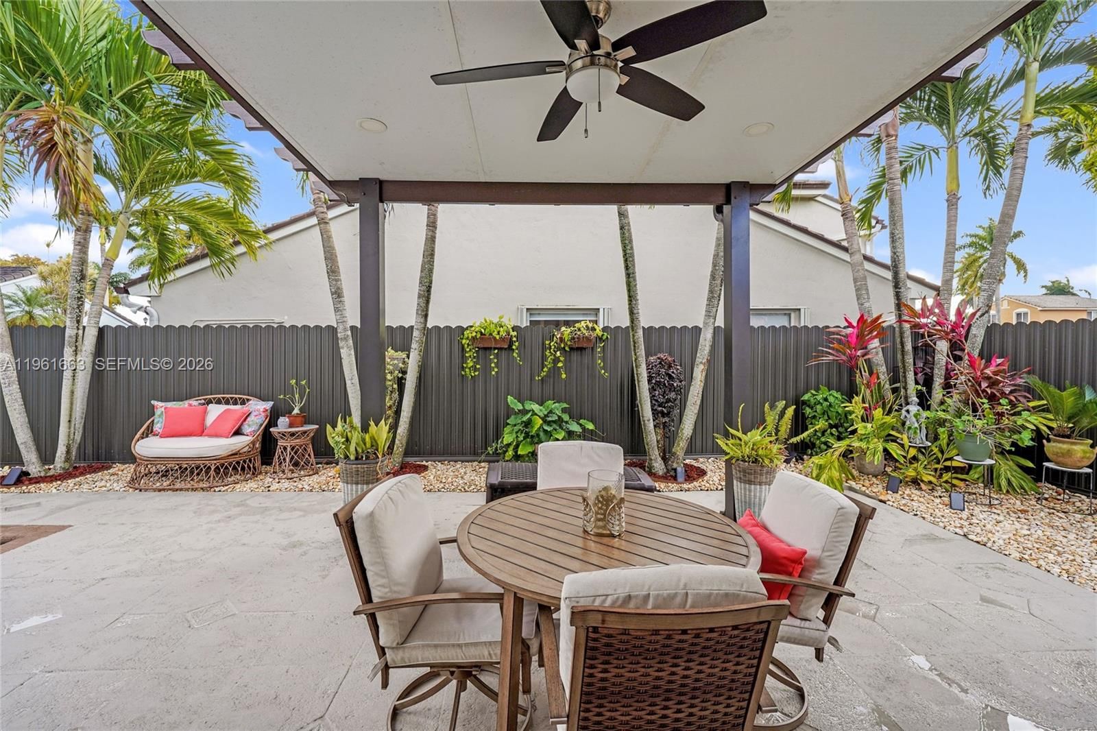 Real estate property located at 16322 76th St, Miami-dade, Heftlers Lago Mar West, Miami, FL