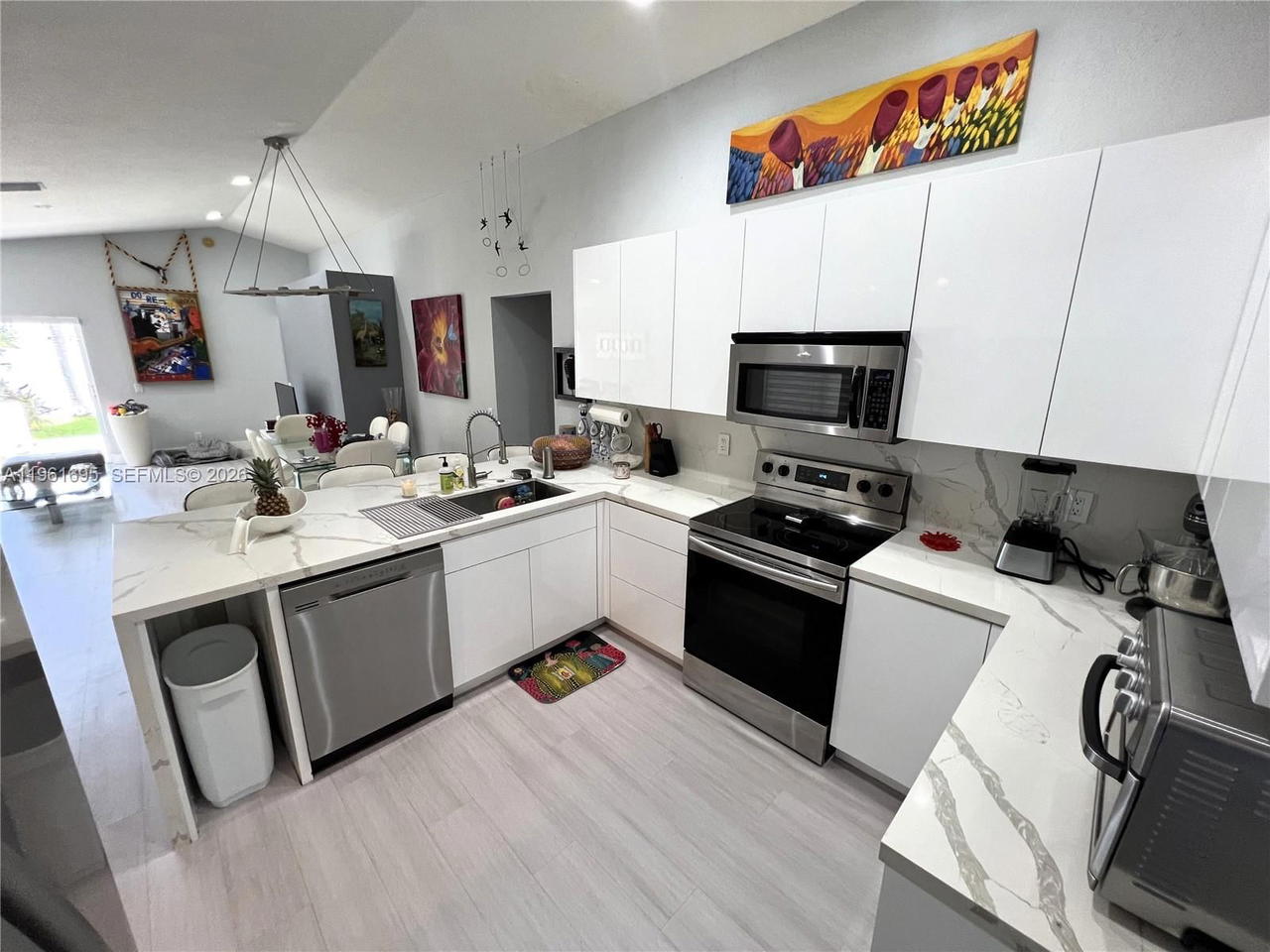 Real estate property located at 1605 Salerno Cir, Broward, Sectors 3 & 4 Boundary Pl, Weston, FL