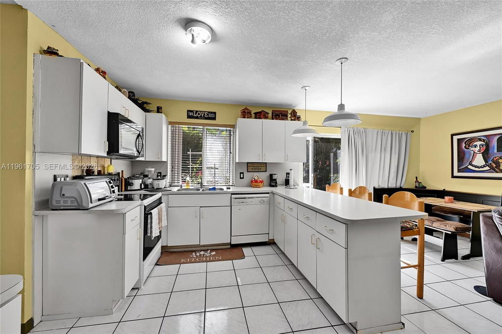 Real estate property located at 13010 119th St, Miami-dade, Shores Lindgren, Miami, FL