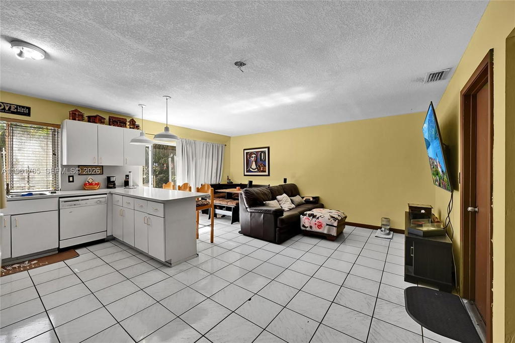 Real estate property located at 13010 119th St, Miami-dade, Shores Lindgren, Miami, FL