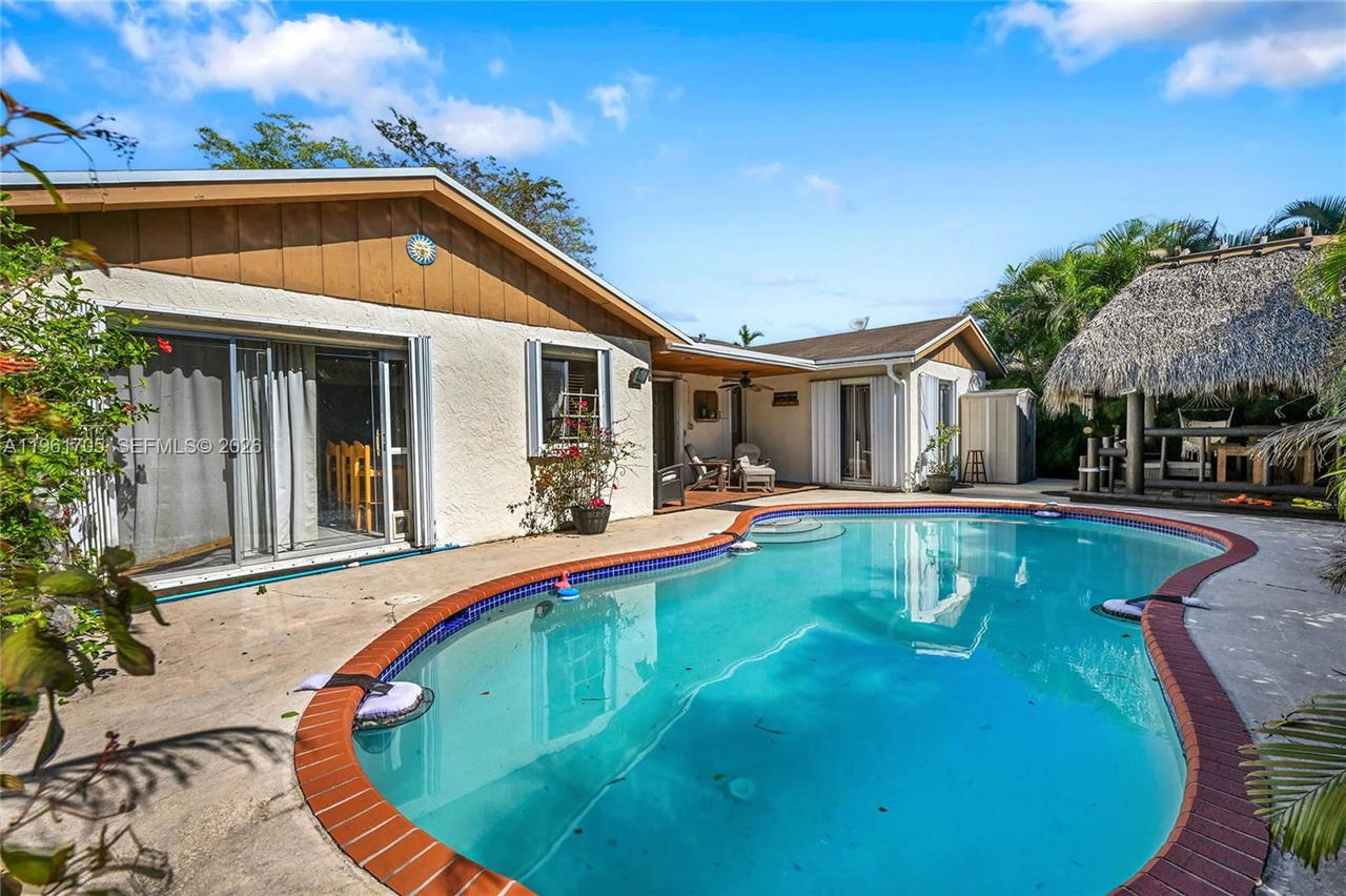 Real estate property located at 13010 119th St, Miami-dade, Shores Lindgren, Miami, FL