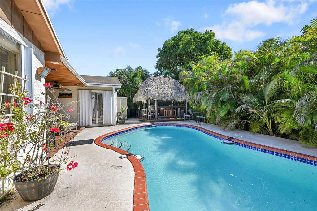 Real estate property located at 13010 119th St, Miami-dade, Shores Lindgren, Miami, FL
