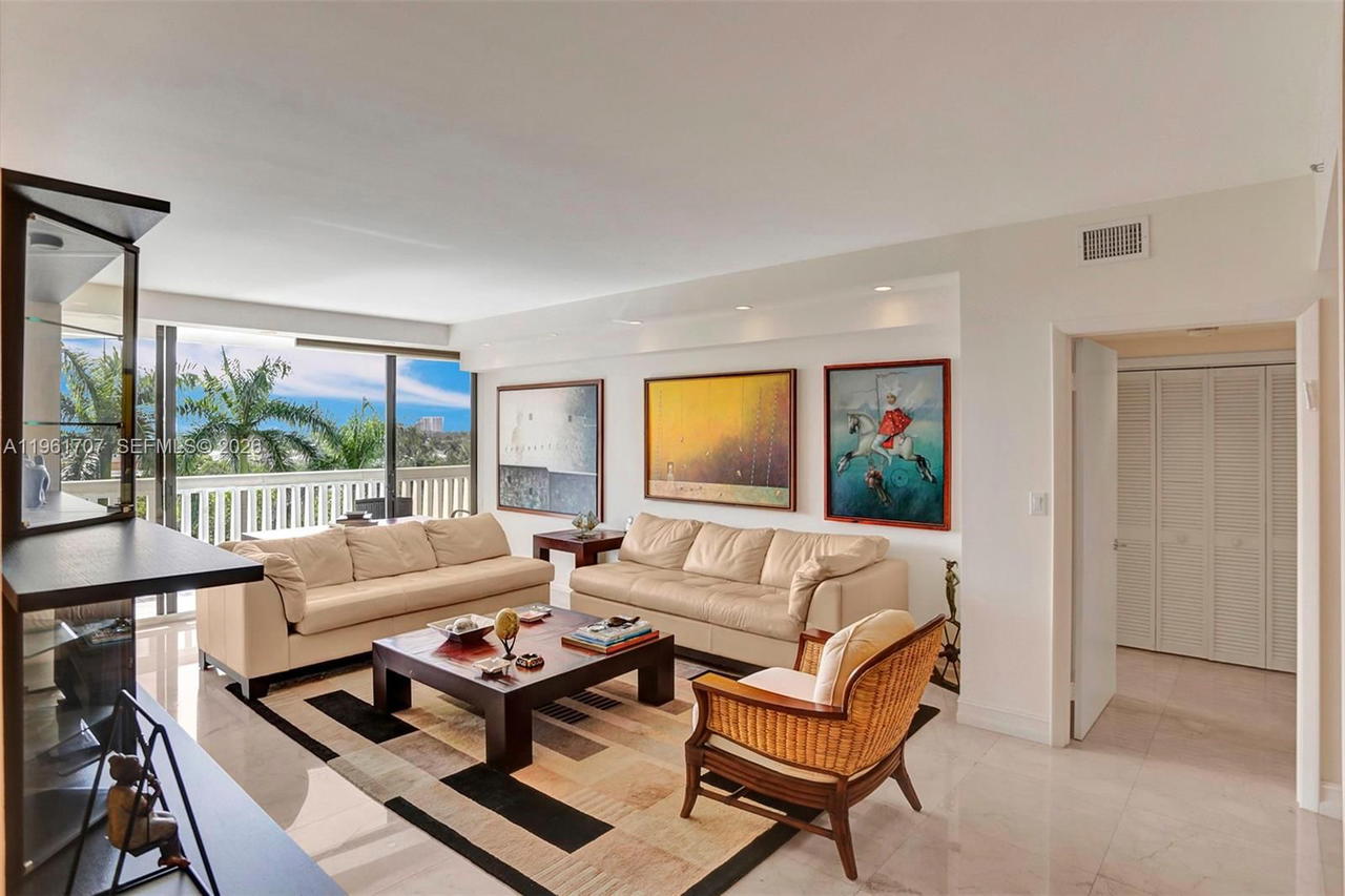 Real estate property located at 2000 Island Blvd #503, Miami-dade, ¤2000 Isl Blvd Williams Is, Aventura, FL