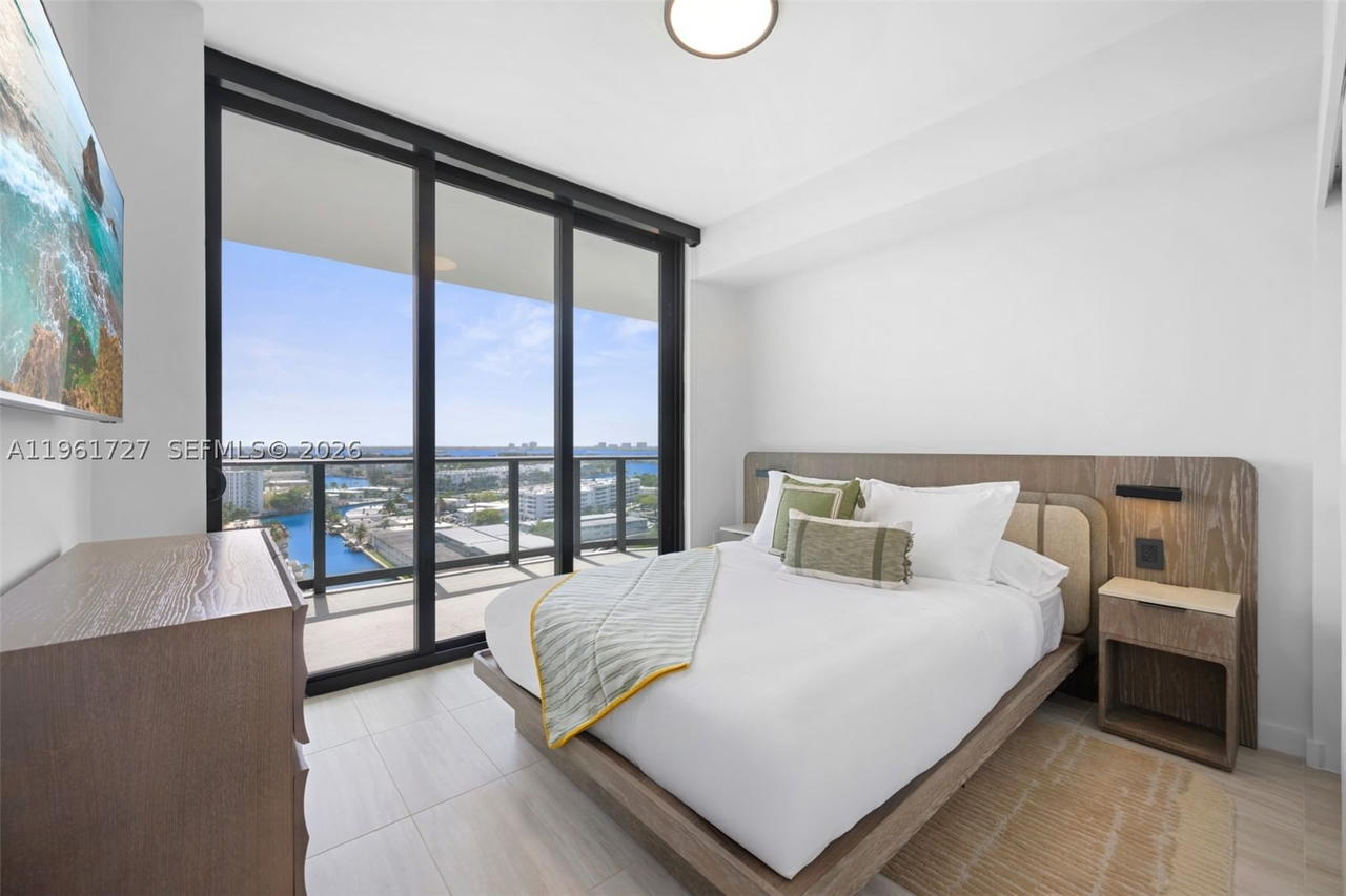 Real estate property located at 580 72nd St #1210, Miami-dade, 72 Park, Miami Beach, FL