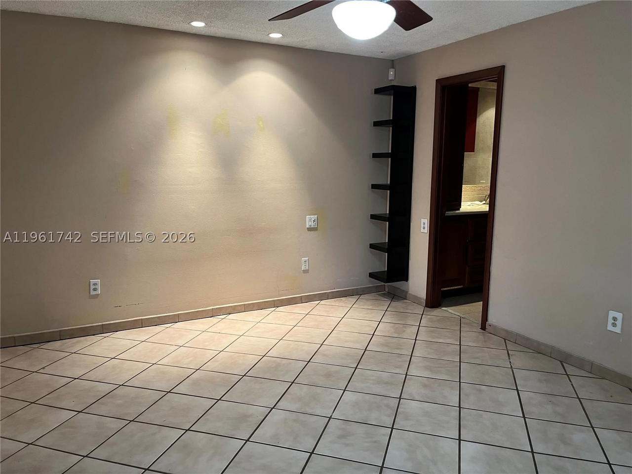 Real estate property located at 12713 70th Ln, Miami-dade, Woodgate, Miami, FL