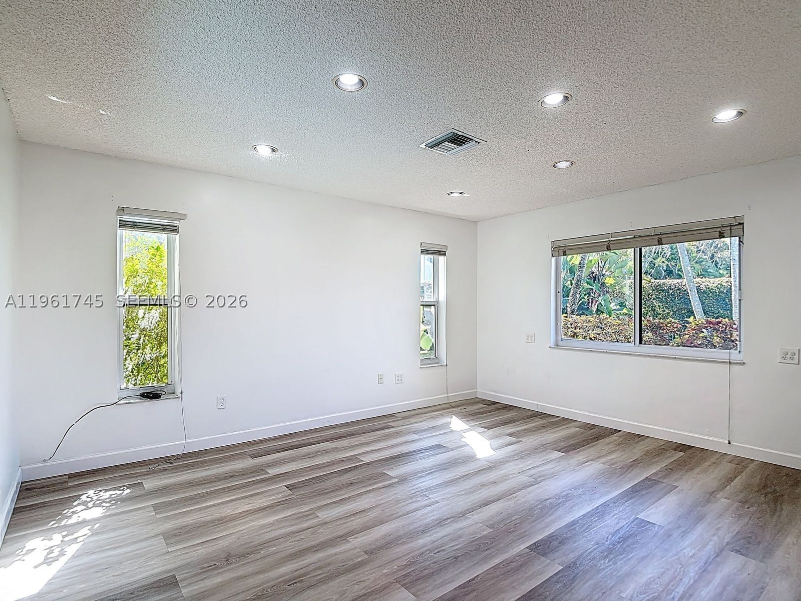 Real estate property located at 10028 127th St, Miami-dade, Delphi Villas, Miami, FL