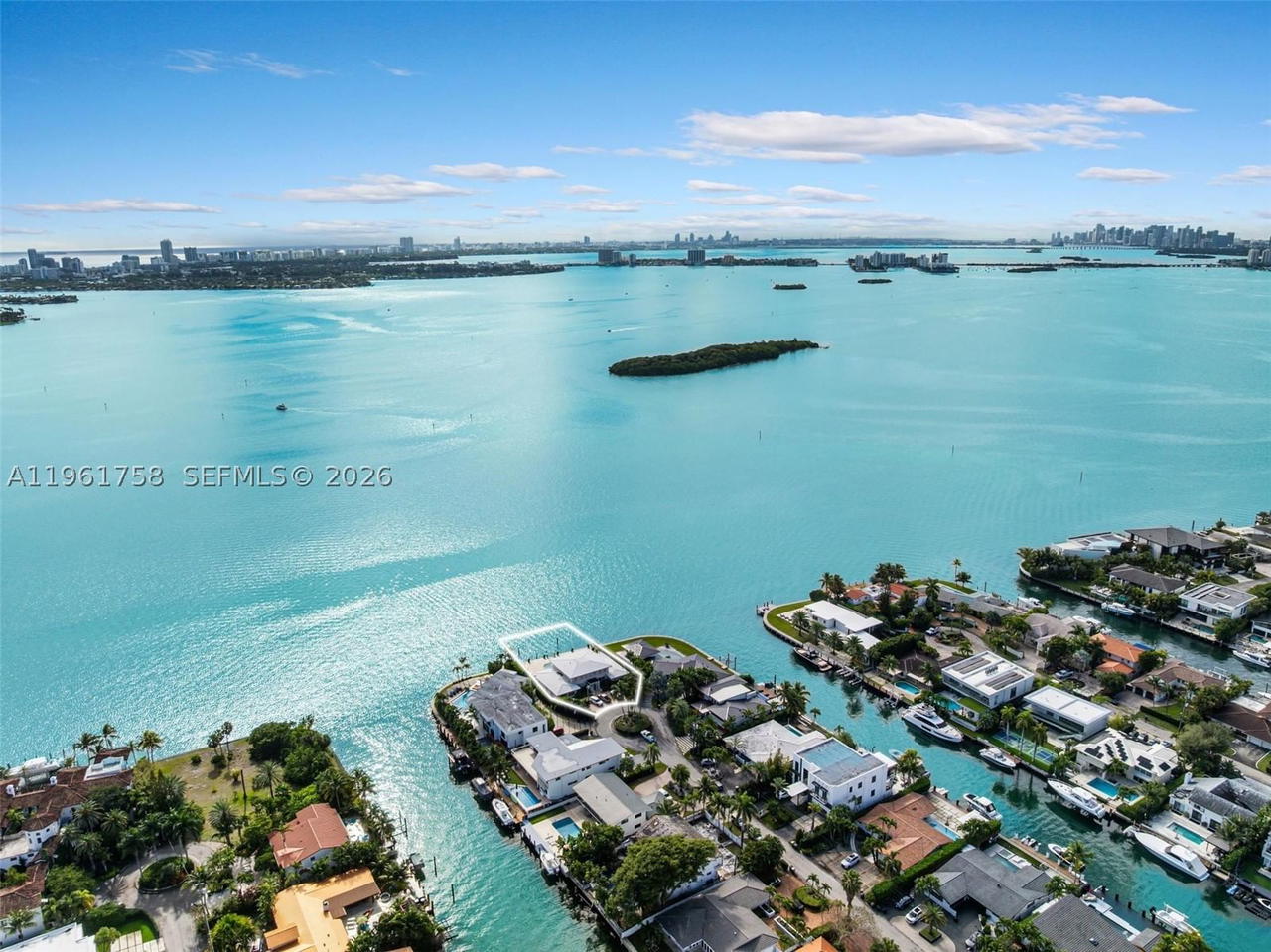 Real estate property located at 1990 119th Rd, Miami-dade, Sans Souci Estates, North Miami, FL