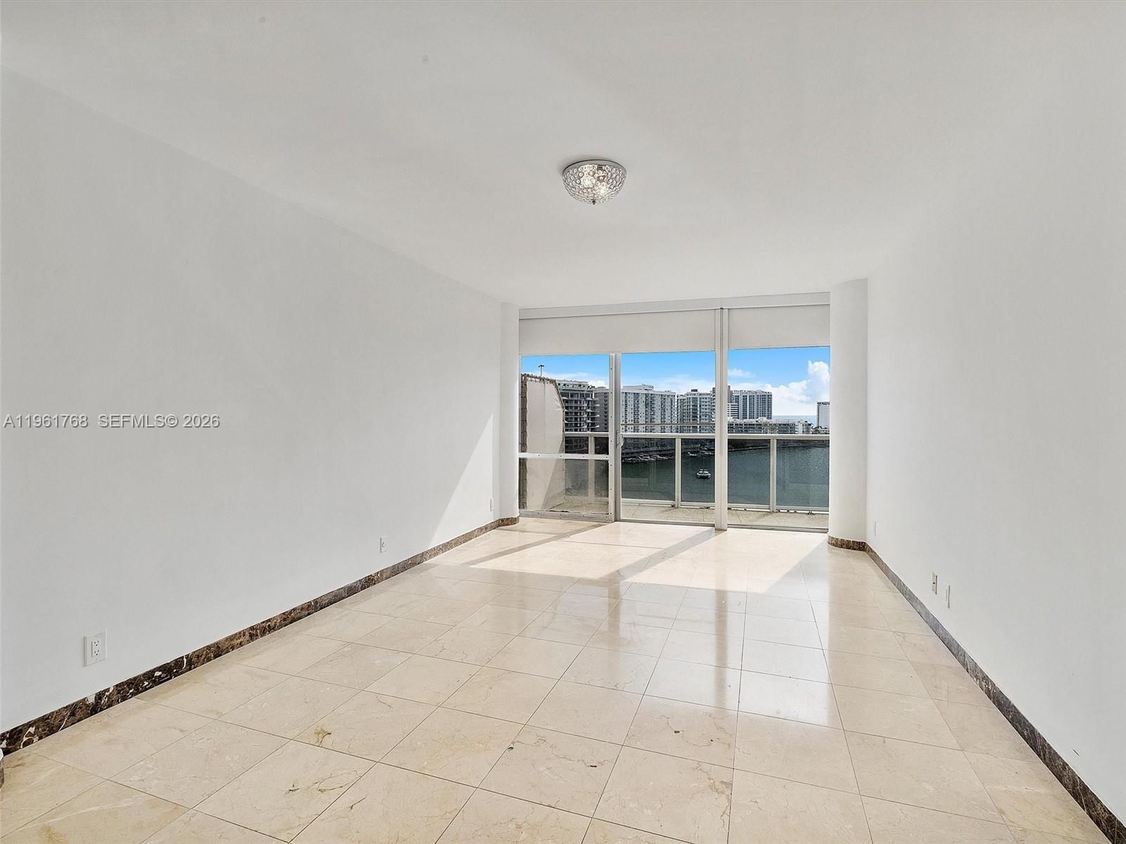 Real estate property located at 900 Bay Dr #1012, Miami-dade, King Cole Condo, Miami Beach, FL