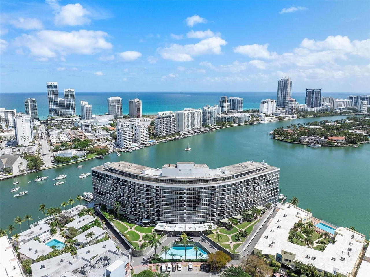 Real estate property located at 900 Bay Dr #1012, Miami-dade, King Cole Condo, Miami Beach, FL
