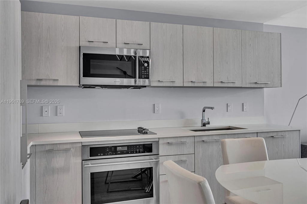 Real estate property located at 55 9th St #4004, Miami-dade, Brickell Heights West Con, Miami, FL
