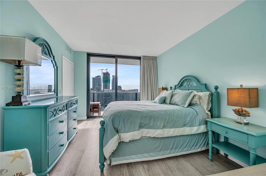 Real estate property located at 55 9th St #4004, Miami-dade, Brickell Heights West Con, Miami, FL