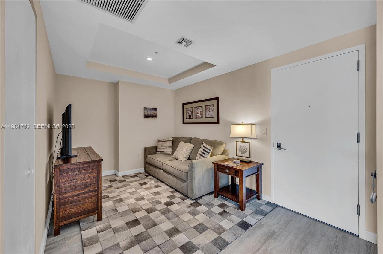 Real estate property located at 55 9th St #4004, Miami-dade, Brickell Heights West Con, Miami, FL