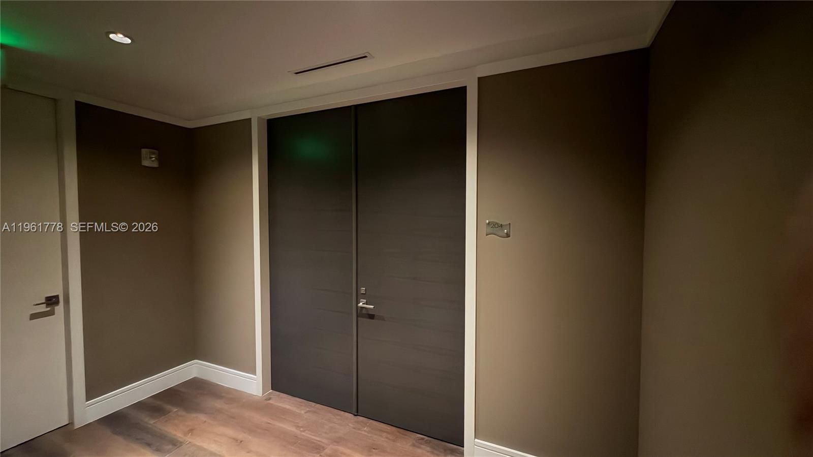 Real estate property located at 3250 188th St #204, Miami-dade, Echo Condo, Aventura, FL