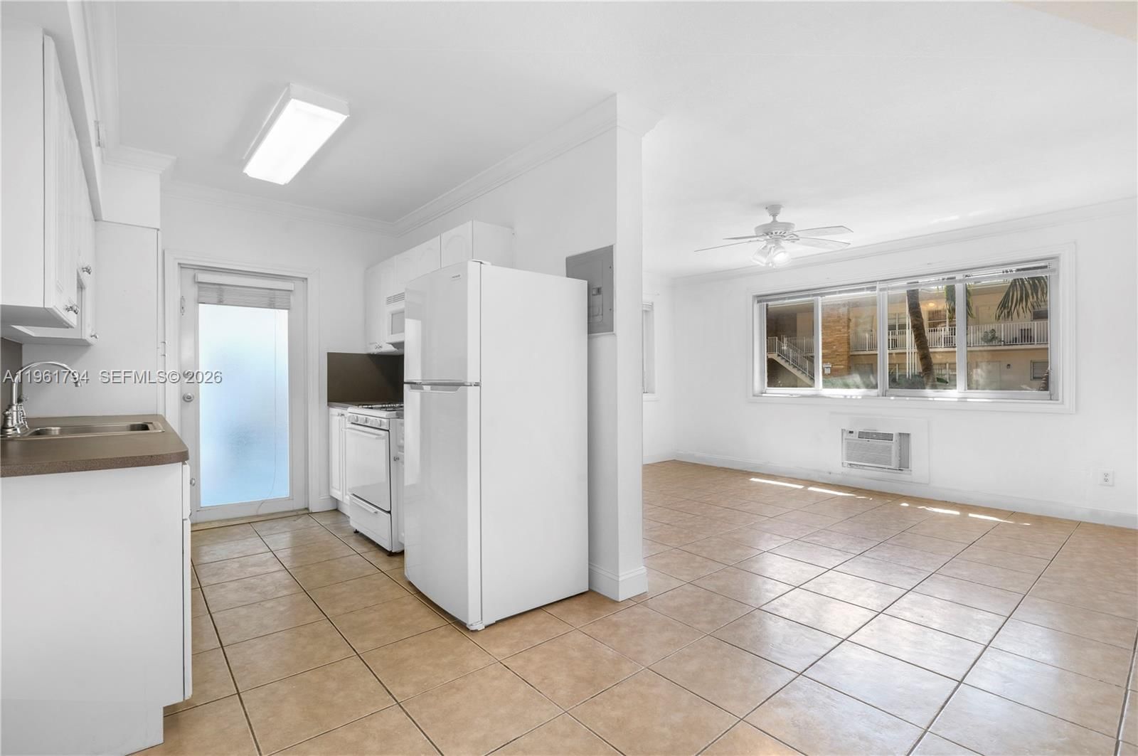 Real estate property located at 315 69th St #112, Miami-dade, Mimo On The Beach Iii Con, Miami Beach, FL