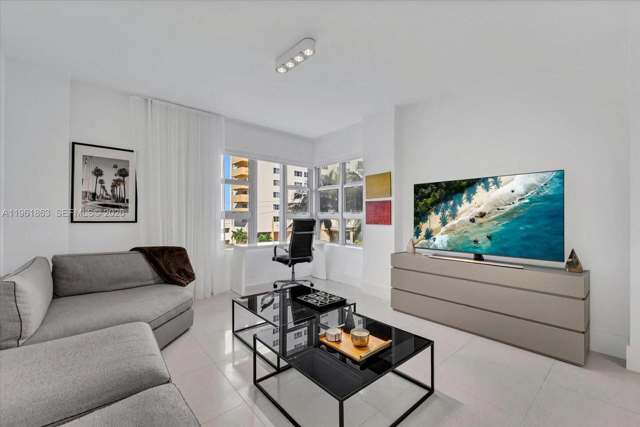 Real estate property located at 3739 Collins Ave N-207, Miami-dade, The Caribbean Condo, Miami Beach, FL