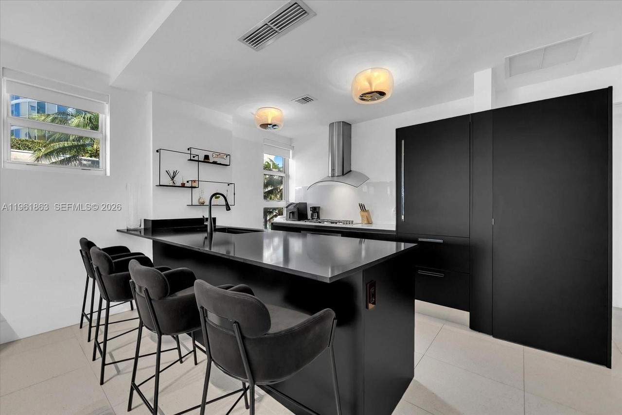 Real estate property located at 3739 Collins Ave N-207, Miami-dade, The Caribbean Condo, Miami Beach, FL