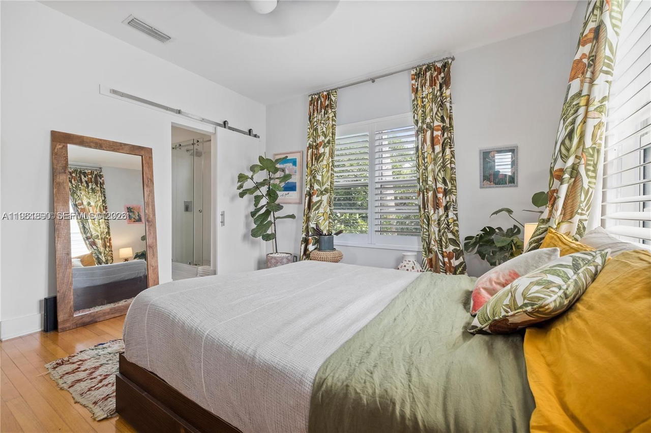Real estate property located at 935 10th St #3, Miami-dade, Villa Lucca South Condo, Miami Beach, FL