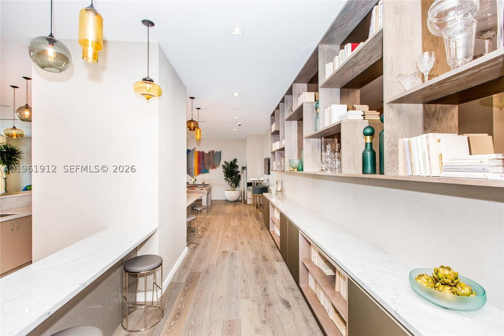 Real estate property located at 650 32nd St #2205, Miami-dade, Paraiso Bay Condo, Miami, FL