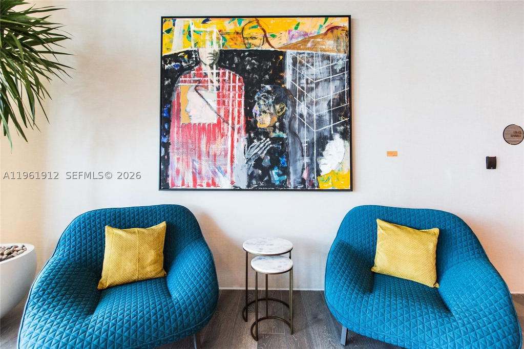 Real estate property located at 650 32nd St #2205, Miami-dade, Paraiso Bay Condo, Miami, FL