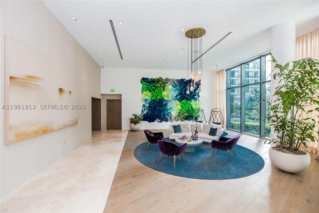 Real estate property located at 650 32nd St #2205, Miami-dade, Paraiso Bay Condo, Miami, FL