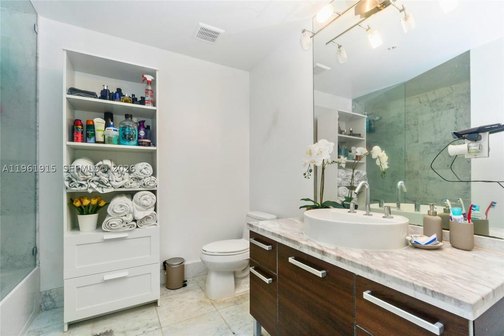 Real estate property located at 253 2nd St #3105, Miami-dade, Vizcayne South Condo, Miami, FL