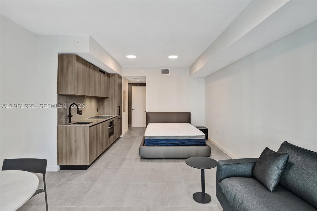 Real estate property located at 121 5th Street #807, Miami-dade, 501 First Residences, Miami, FL