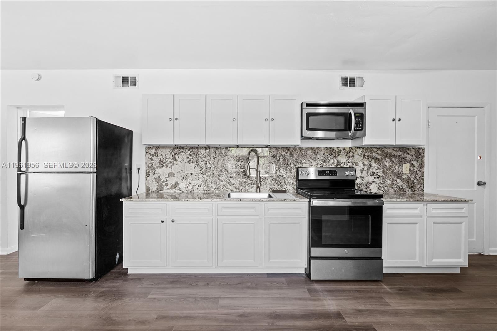 Real estate property located at 201 Biscayne River Dr, Miami-dade, Rev Plat Of Brandon Park, Miami, FL