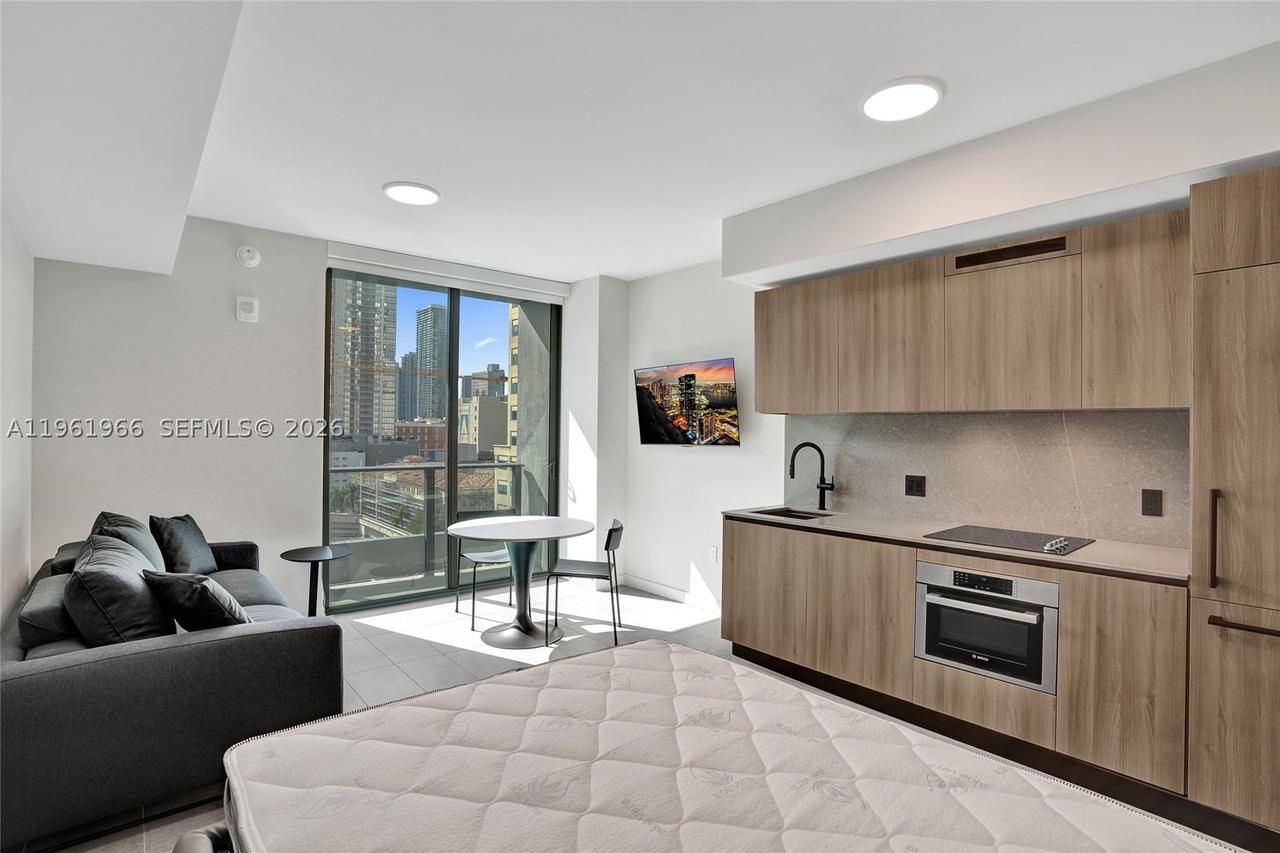 Real estate property located at 121 5th Street #1001B, Miami-dade, 501 First Residences, Miami, FL