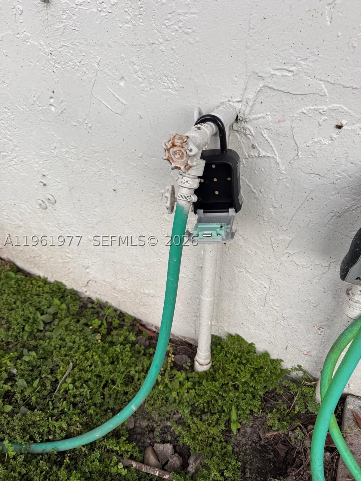 Real estate property located at 14111 121st Pl #4, Miami-dade, Bonita Villas Condo, Miami, FL
